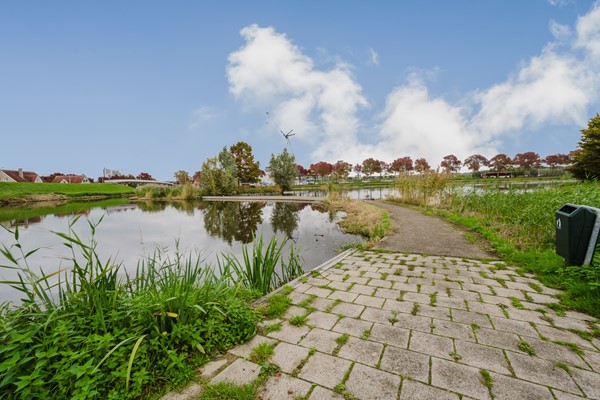 Medium property photo - Marga Klompéstraat 75, 3207 DD Spijkenisse